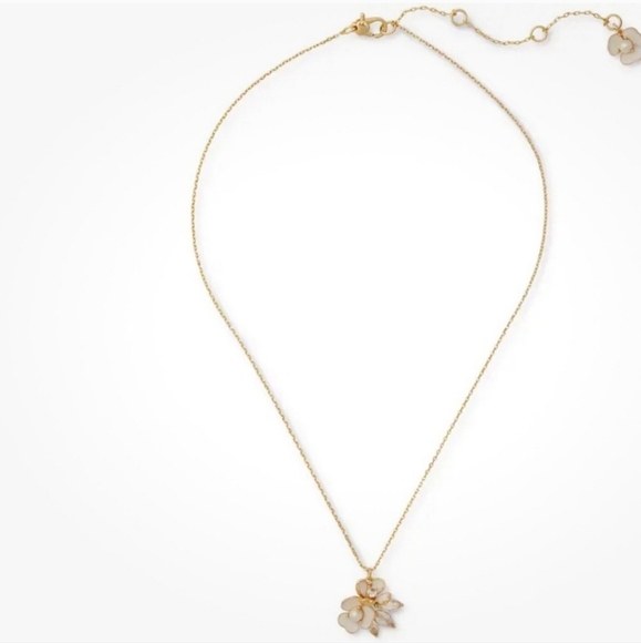 🔹️Kate Spade🔹️ Bouquet Toss Cluster Flower Pendant Necklace - Picture 2 of 6